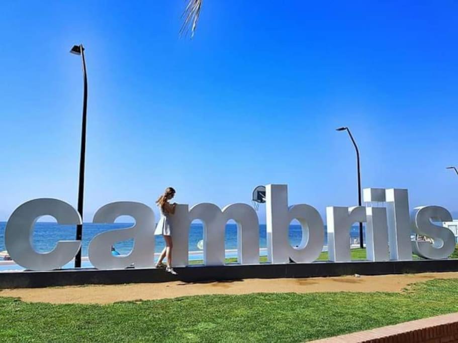 Apartamento De 3 Dormitorios Cambrils Exterior foto